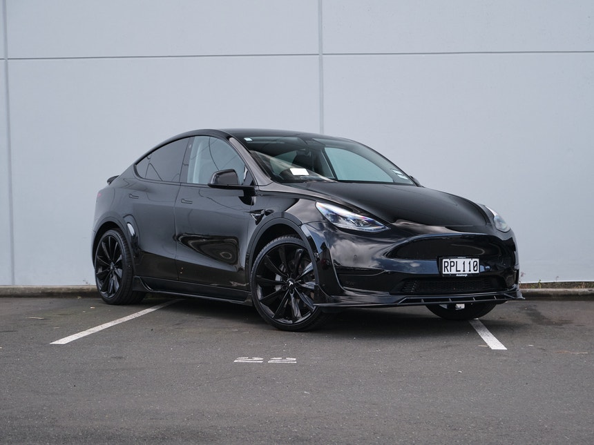 2022 TESLA MODEL Y | REAR WHEEL DRIVE 60K / FULLY SERVICED / UNIQUE | 33015 | 1