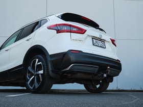 2018 Nissan Qashqai | N-TEC 2.0P | 33117 | 5