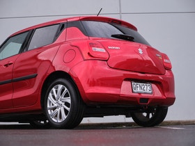 2023 Suzuki Swift | GLX 1.2P/ FUEL EFFICIENT / | 33143 | 7