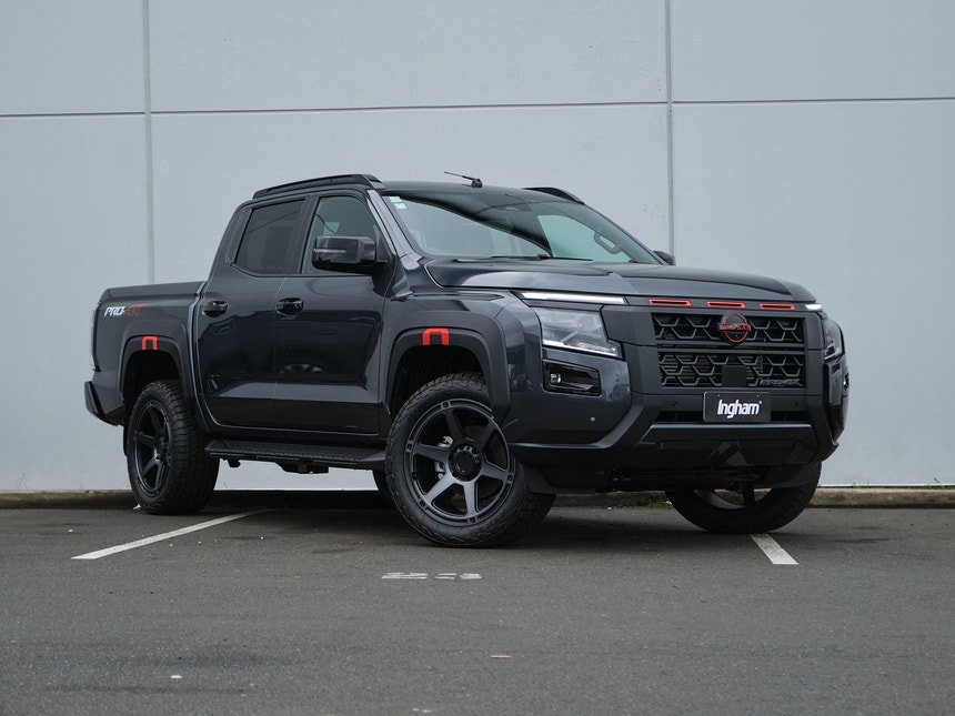 2026 Nissan Navara | PRO-4X STEALTH | 33153 | 1