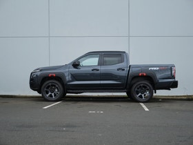 2026 Nissan Navara | PRO-4X STEALTH | 33153 | 5