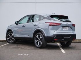 2023 Nissan Qashqai | ST-L 1.3PT | 33245 | 7