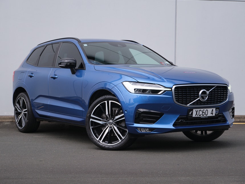 2020 Volvo XC60 | T6 AWD R-DESIGN 2.0P | 33485 | 1
