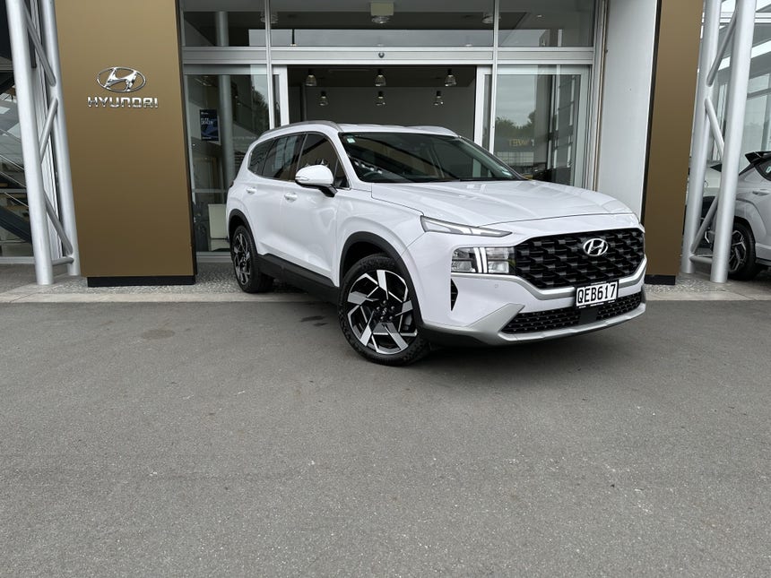2023 Hyundai Santa Fe | TM HYBRID | 22829 | 1
