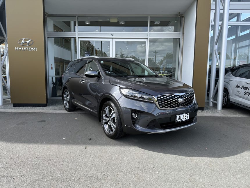 2017 Kia Sorento | LTD 2.2DT/4WD/8AT | 23264 | 1