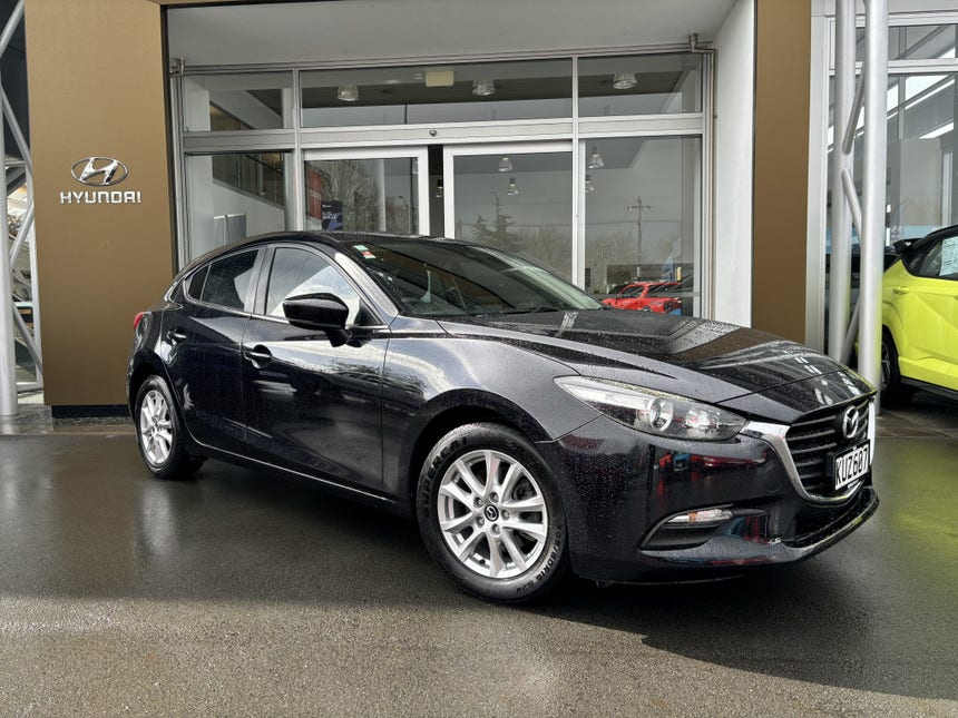 2017 Mazda 3 | GLX 2.0P/6AT | 24498 | 1
