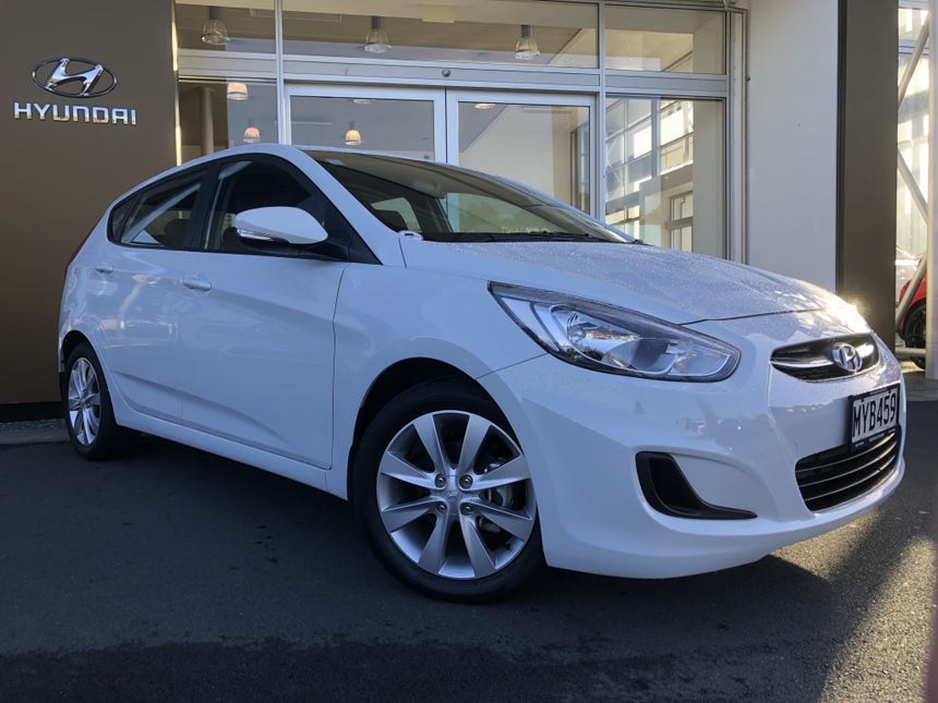 2020 Hyundai Accent | 1.6L Petrol 5D A4 | 13976 | 1