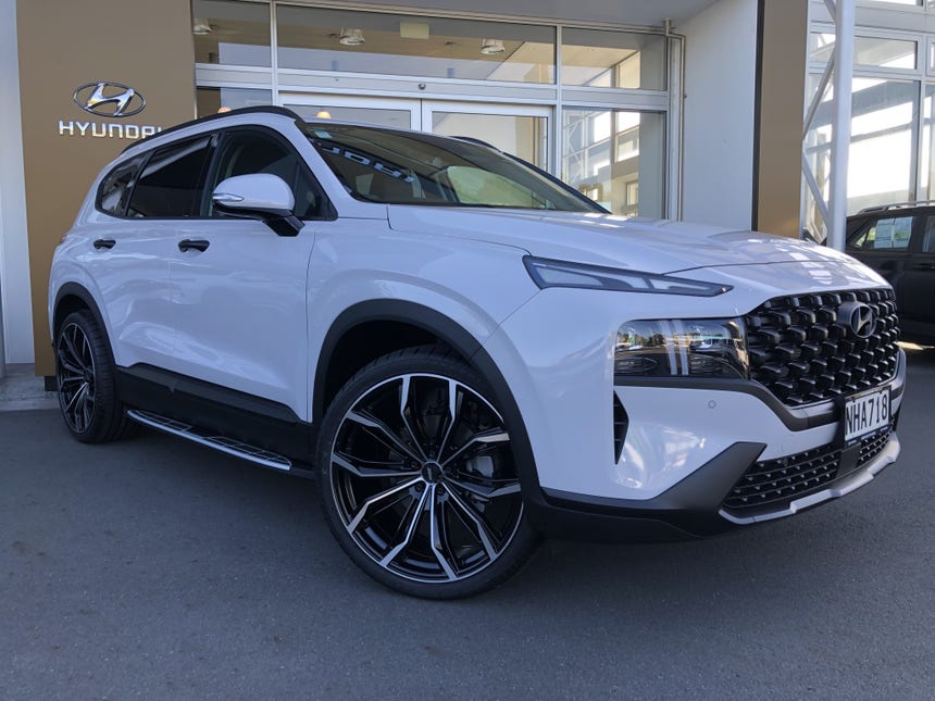 2021 Hyundai Santa Fe | 2.2L Diesel Elite AWD 7S | 14060 | 1