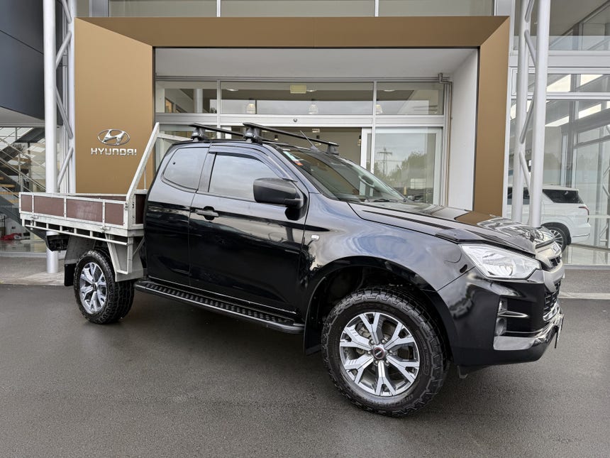 2024 Isuzu D-MAX | LX SPACE CAB 4WD 3.0 | 26038 | 1