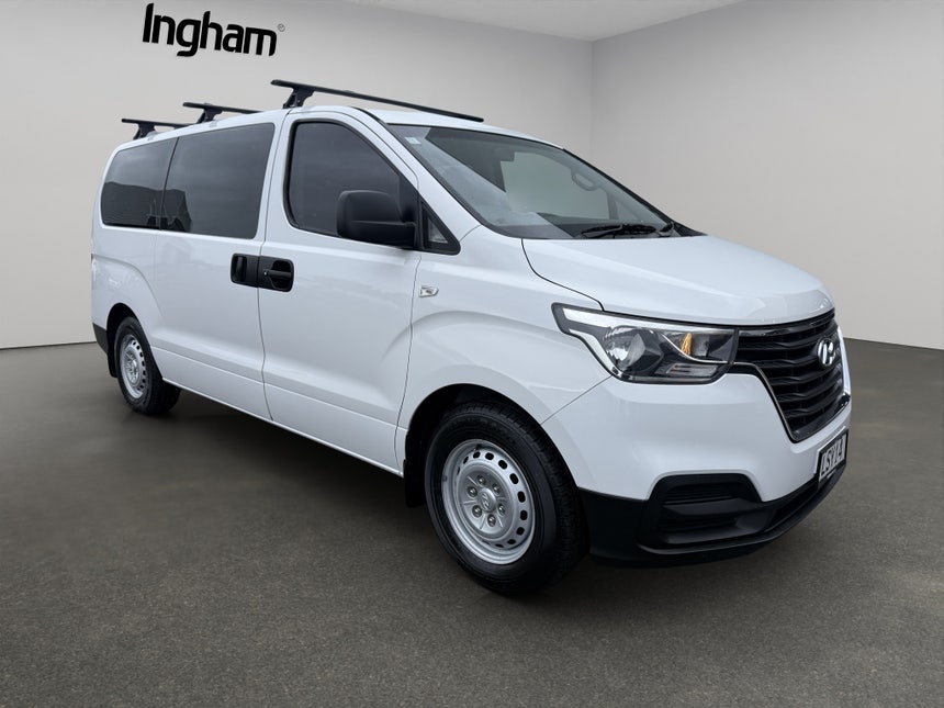 2018 Hyundai iLoad | 2.5 CRDI AUTO | 28510 | 1