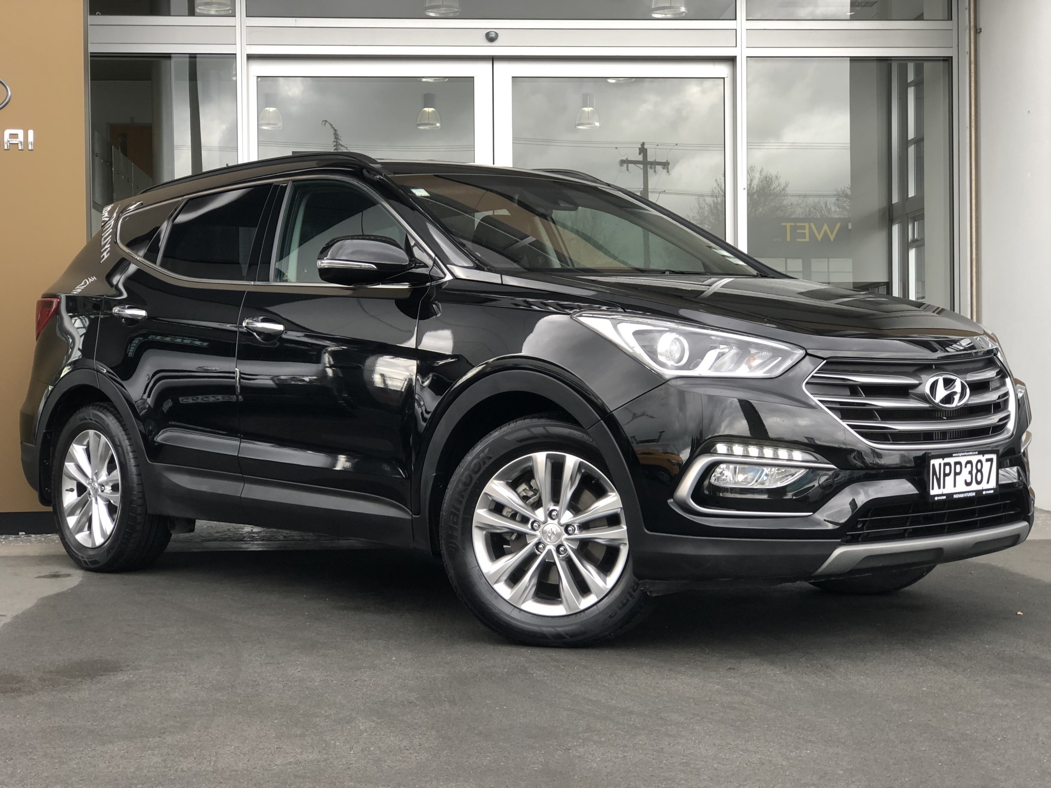 Hyundai Santa Fe 2017 | 2.2L Diesel Elite AWD 7S