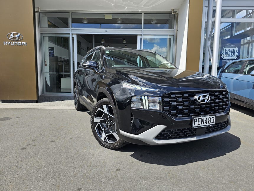 2022 Hyundai Santa Fe | 2.2L Diesel TM 4WD 8AM | 16045 | 1