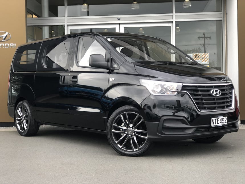 2021 Hyundai iLoad | 2.5 CRDI A5 5S | 16081 | 1