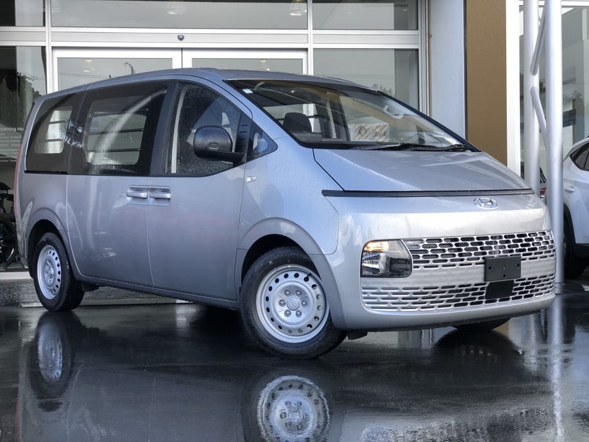 2022 Hyundai Staria | Load 2.2DT/8AT | 16144 | 1