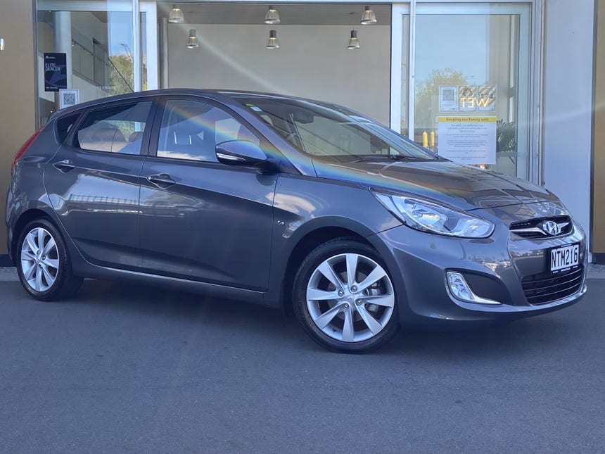 2013 Hyundai Accent | 1.6 ELITE 5D A4 | 16551 | 1