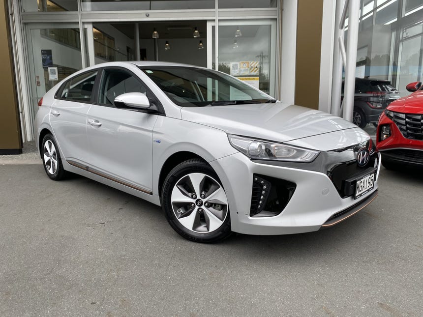 2019 Hyundai Ioniq | 88KW/EV/FD | 17195 | 1