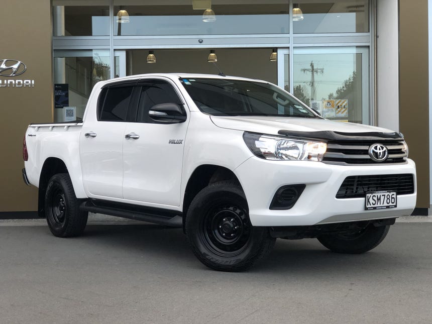 2017 Toyota Hilux | 2.8L Diesel SR DC A6  | 17427 | 1