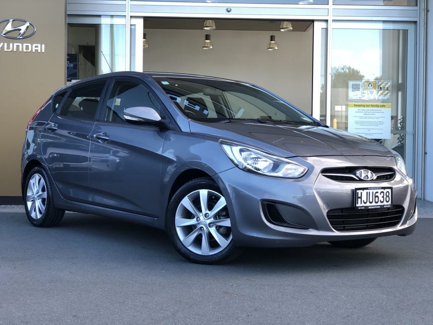 2014 Hyundai Accent | 1.6 5D A4 | 17657 | 1