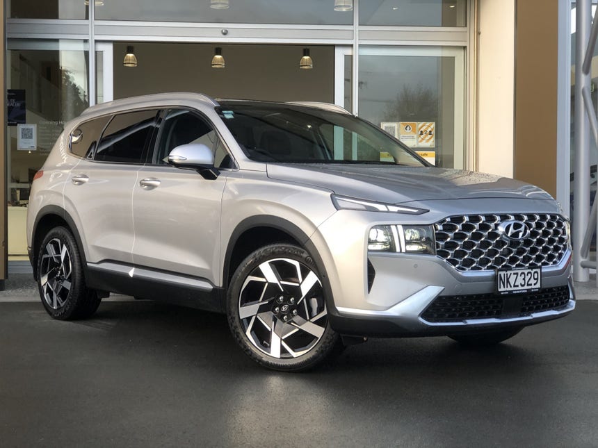 2021 Hyundai Santa Fe | 2.2L Diesel TM Limited 4WD | 18351 | 1