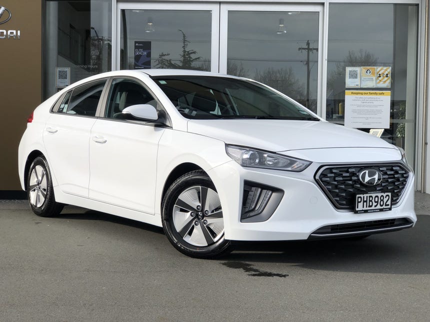 2022 Hyundai Ioniq | HYBRID 1.6PH/6AM | 18460 | 1