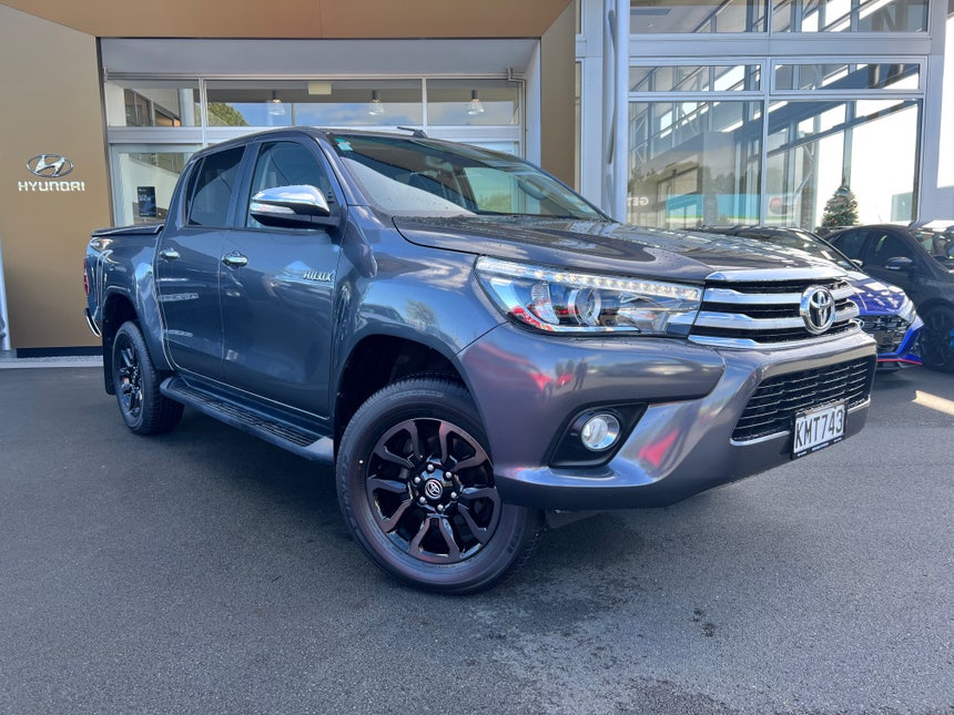 2017 Toyota Hilux | SR5 TD DC 2.8D/6AT/U | 19614 | 1