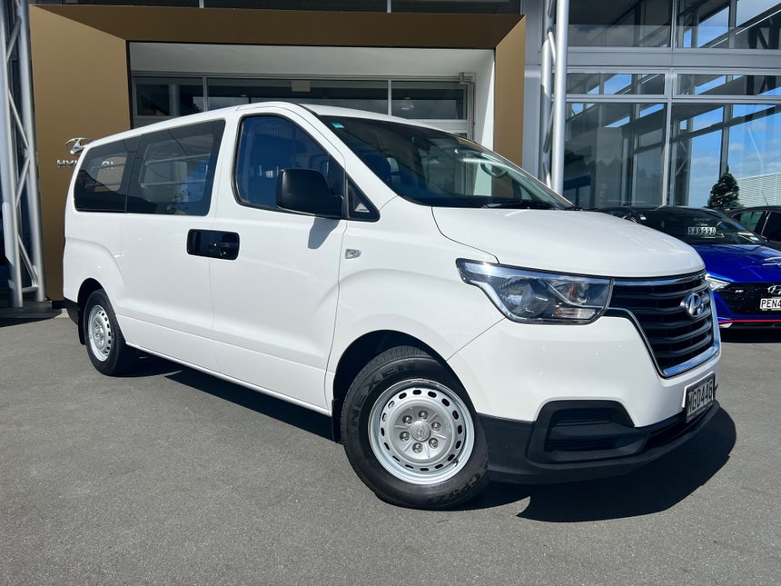 2019 Hyundai iLoad | 2.5 CRDI AUTO | 19616 | 1