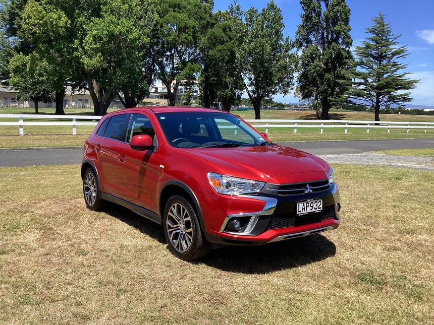 2017 Mitsubishi ASX | XLS, 2L Petrol, CVT, SUV. | 8995 | 1