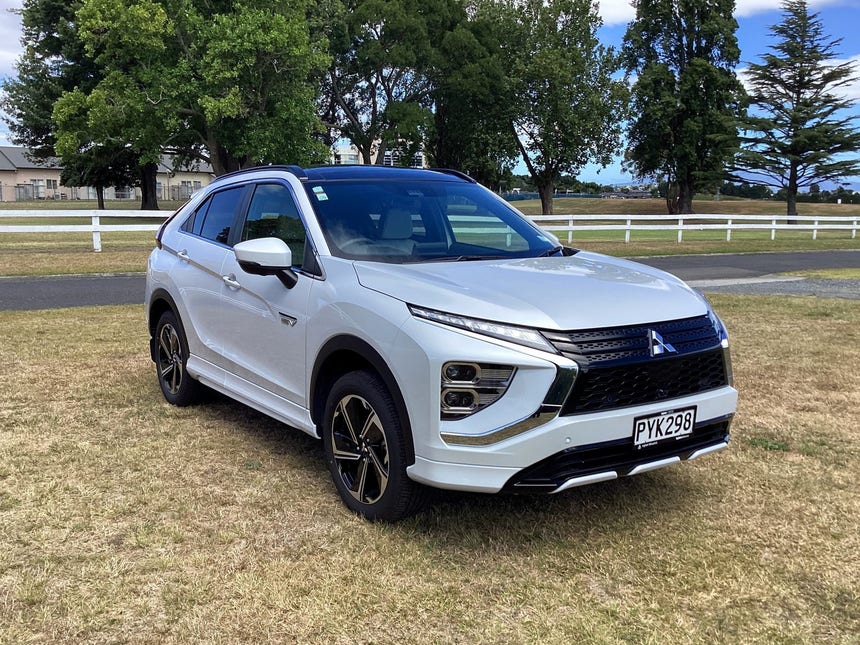 2023 Mitsubishi Eclipse Cross | VRX, PHEV, 4WD, CVT Transmission, SUV. | 22763 | 1