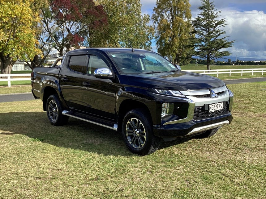 2019 Mitsubishi Triton | 2WD VRX Doublecab, 2.4L Diesel, 6 Speed Auto, Ute. | 23307 | 1