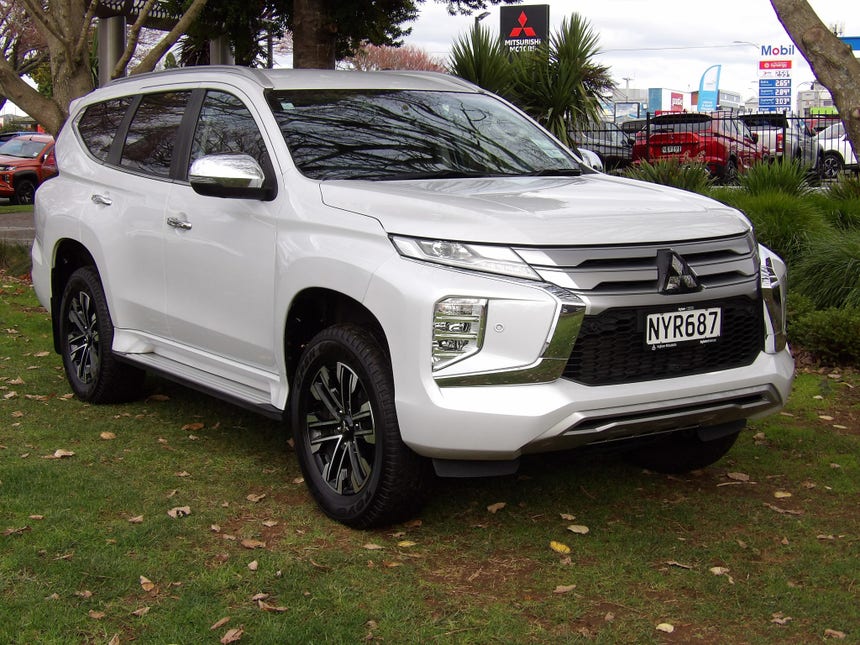 2021 Mitsubishi Pajero Sport | VRX 2.4D/4WD/8AT 7 SEAT 4X4 AUTO LEATHER | 23844 | 1