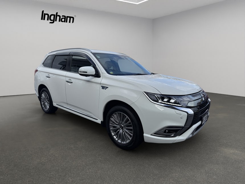 2020 Mitsubishi Outlander | VRX, Plug-in Hybrid,  | 27060 | 1