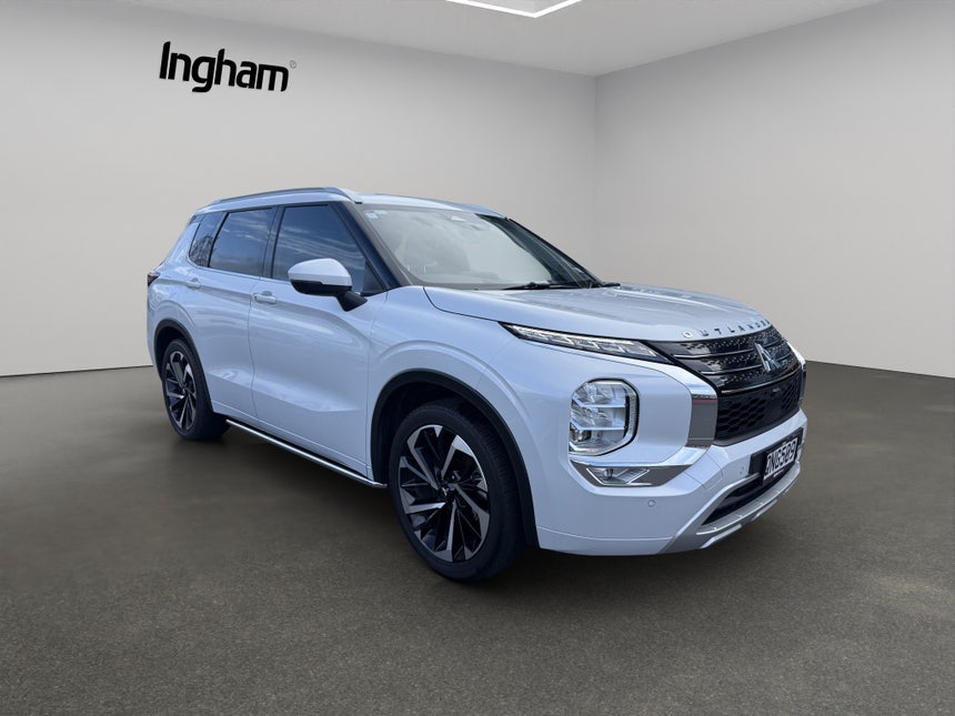 2024 Mitsubishi Outlander | VRX 2.5P/4WD/CVT | 27561 | 1