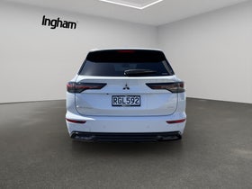 2025 Mitsubishi Outlander | VRX 2.5P/4WD/CVT | 27960 | 4