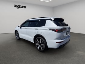 2025 Mitsubishi Outlander | VRX 2.5P/4WD/CVT | 27960 | 5