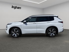 2025 Mitsubishi Outlander | VRX 2.5P/4WD/CVT | 27960 | 6