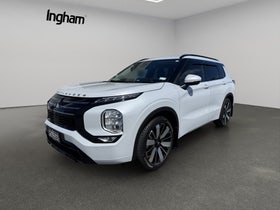 2025 Mitsubishi Outlander | VRX 2.5P/4WD/CVT | 27960 | 7