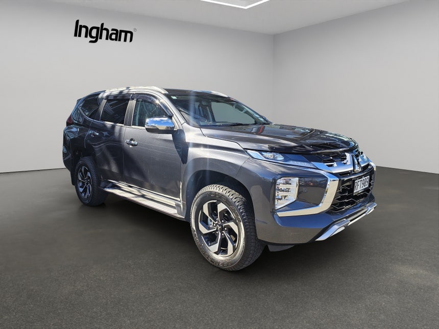 2025 Mitsubishi Pajero Sport | VRX 2.4D 4WD 8AT | 27552 | 1