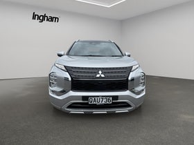 2023 Mitsubishi Outlander | EXCEED PHEV/4WD/AT | 28501 | 2