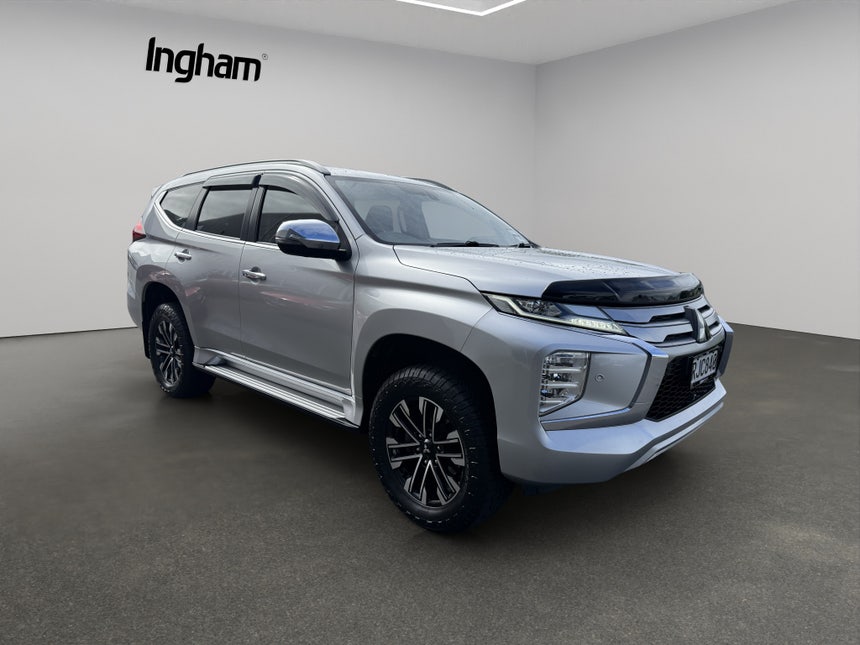 2020 Mitsubishi Pajero Sport | VRX 2.4D 4WD 8AT | 28794 | 1