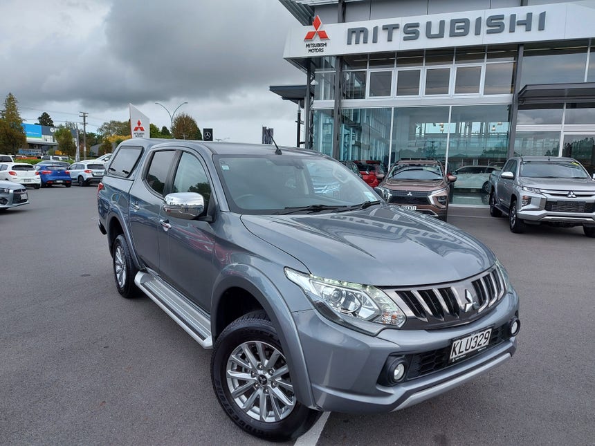 2017 Mitsubishi Triton | GLS 2.4D 4WD | 14693 | 1