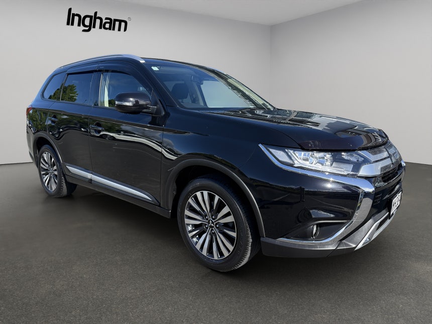 2021 Mitsubishi Outlander | XLS 2.4P/4WD/CVT | 29126 | 1
