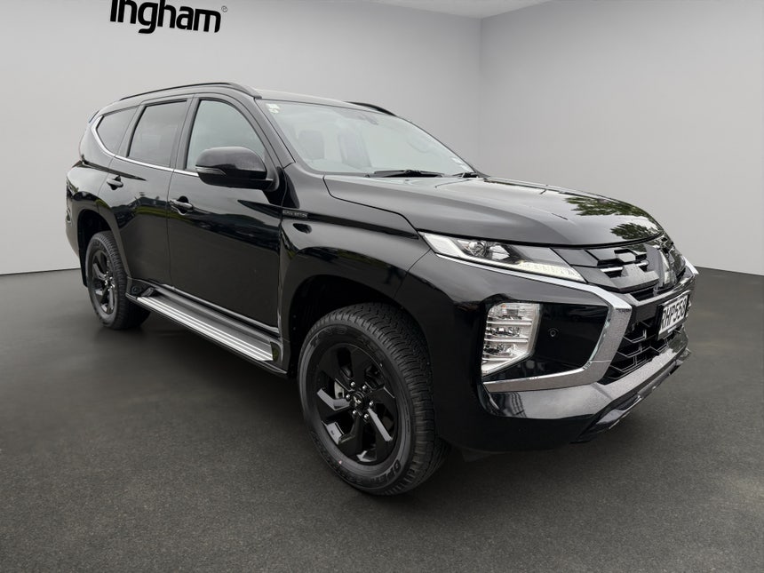 2025 Mitsubishi Pajero Sport | VRXB 2.4D/4WD/8AT | 29251 | 1