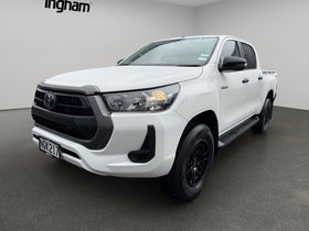 2021 Toyota Hilux | SR DC 2.8DT | 29394 | 3