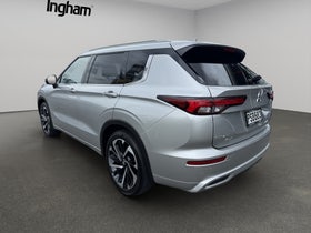 2023 Mitsubishi Outlander | VRX 2WD 2.5P/CVT | 29602 | 6