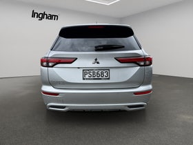 2023 Mitsubishi Outlander | VRX 2WD 2.5P/CVT | 29602 | 7