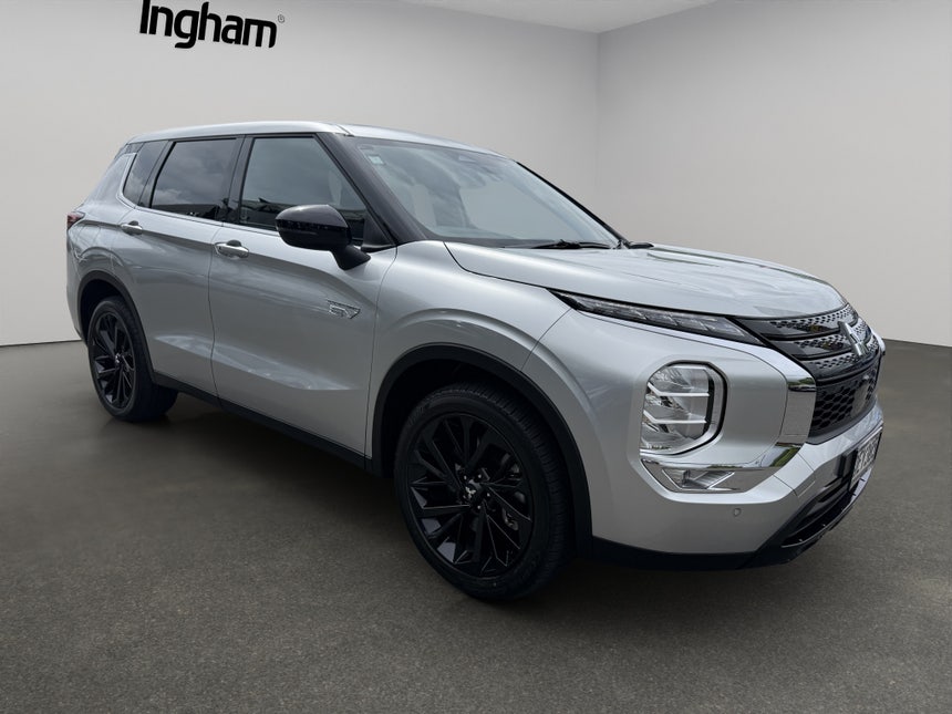 2023 Mitsubishi Outlander | SPORT PHEV/4WD | 29646 | 1