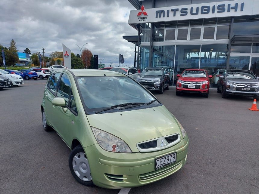 2004 Mitsubishi Colt | 1.5P 5DR HATCH | 14438 | 1