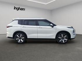 2025 Mitsubishi Outlander | XLS 2.5P/CVT | 29875 | 2