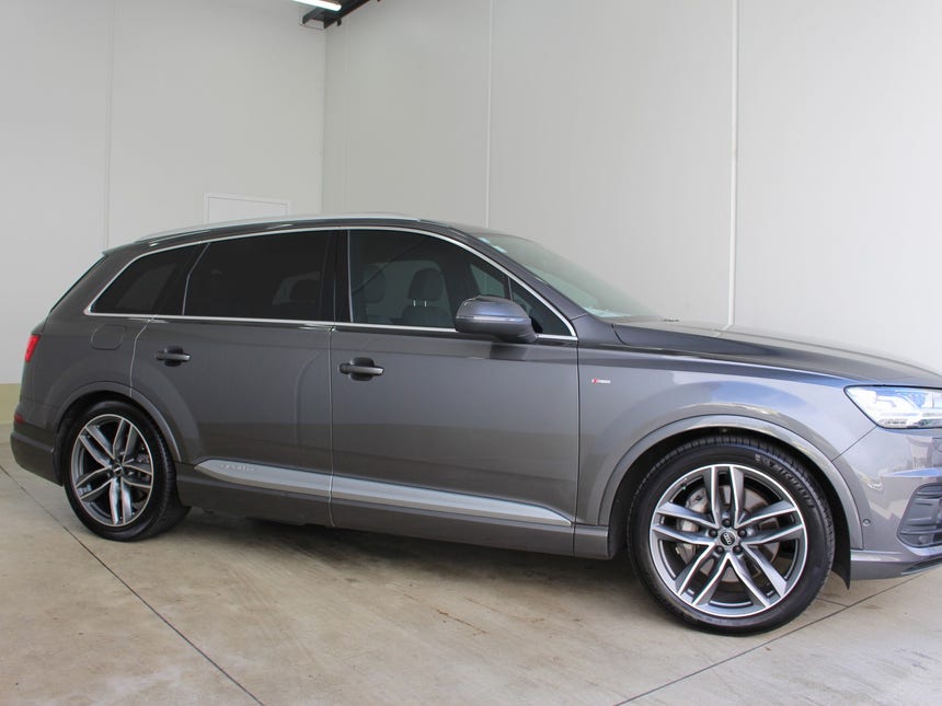 2018 Audi Q7 | S Line, 3.0L Turbo Desiel, 8 Speed Automatic | 14764 | 1