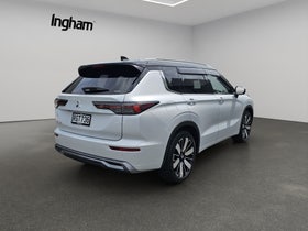 2025 Mitsubishi Outlander | EXCEED 2.5P/4WD/CVT | 28178 | 3